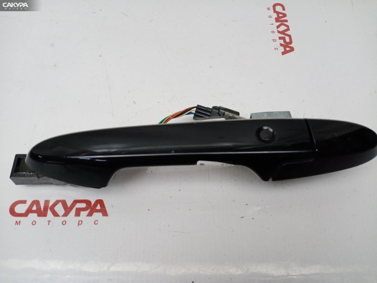 Ручка наружная передняя левая Honda FIT GK3 L13B: купить в Сакура Красноярск.