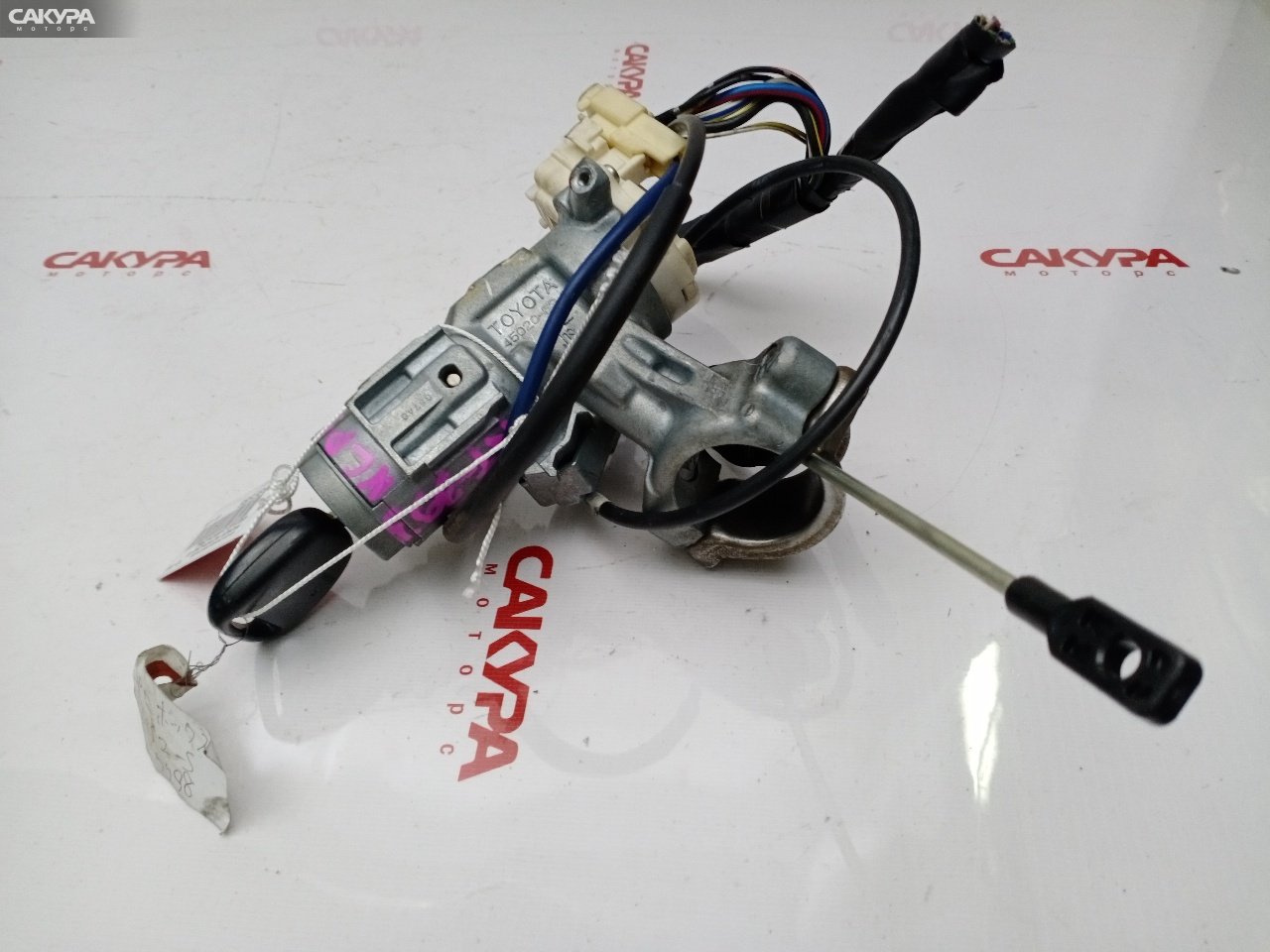 Замок зажигания Toyota Probox NCP50V 2NZ-FE: купить в Сакура Красноярск.
