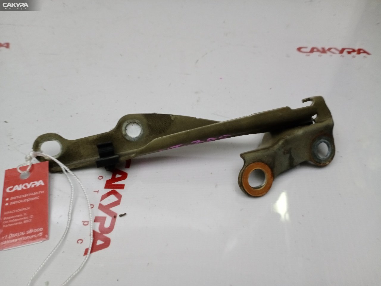 Кронштейн капота передний правый Toyota Funcargo NCP21 1NZ-FE: купить в Сакура Красноярск.