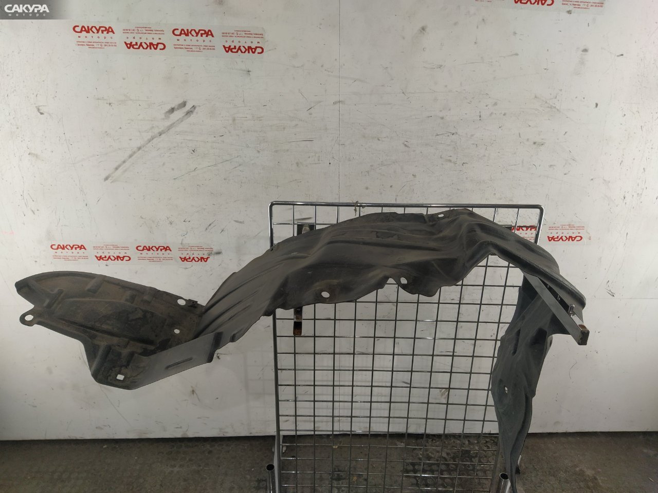 Подкрылок передний правый Toyota Gaia ACM10G 1AZ-FSE: купить в Сакура Красноярск.