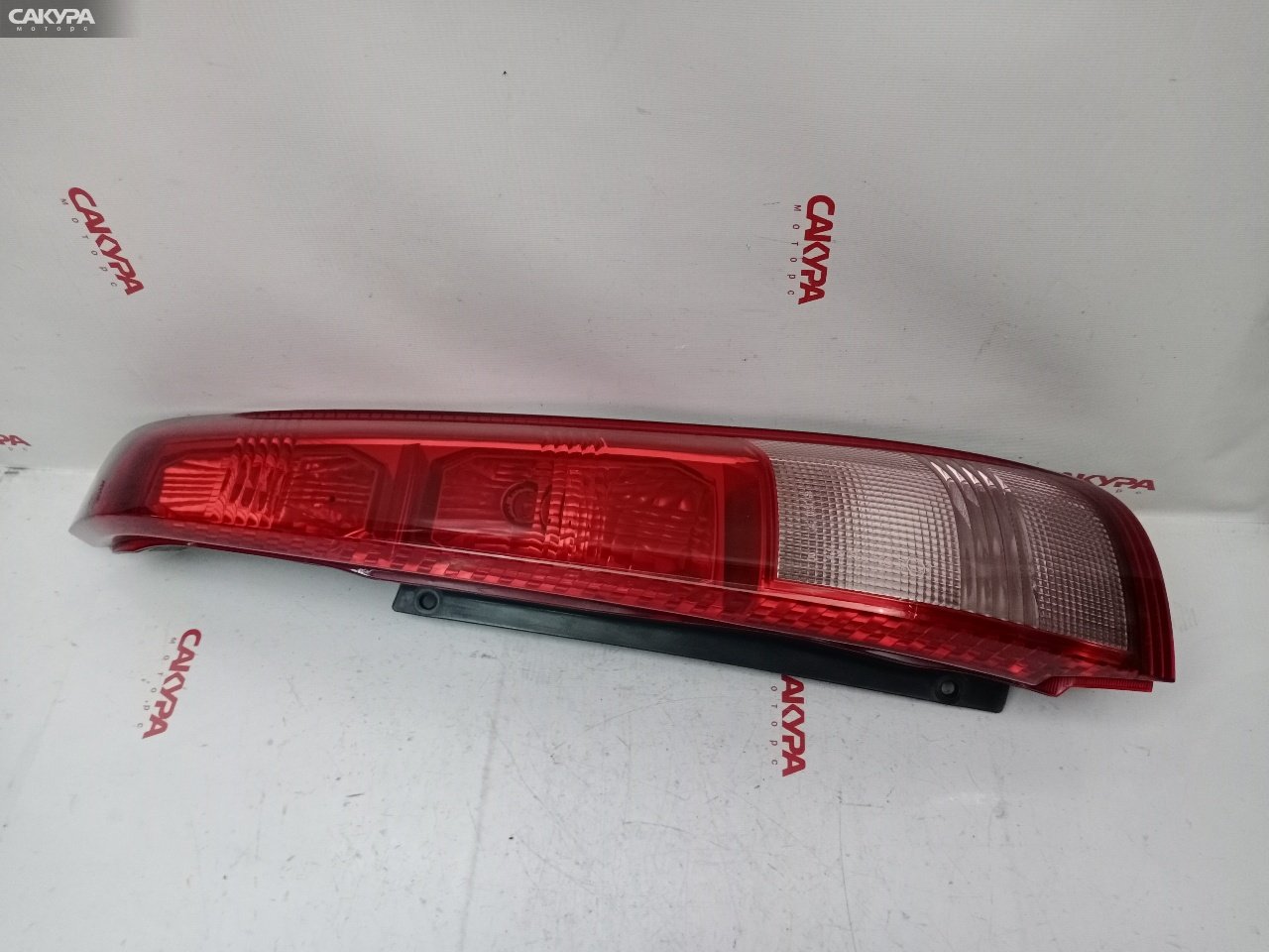 Фонарь стоп-сигнала правый Nissan X-TRAIL NT30 QR20DE 4913: купить в Сакура Красноярск.
