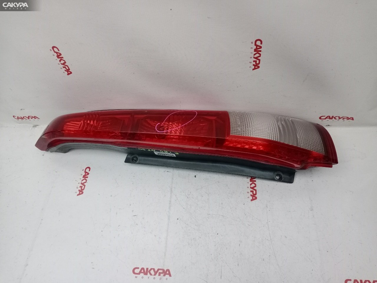 Фонарь стоп-сигнала правый Nissan X-TRAIL NT30 QR20DE 4913: купить в Сакура Красноярск.