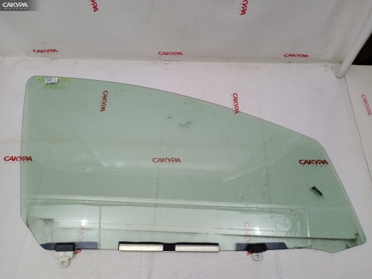 Стекло боковое переднее правое Toyota Wish ZNE10G 1ZZ-FE: купить в Сакура Красноярск.