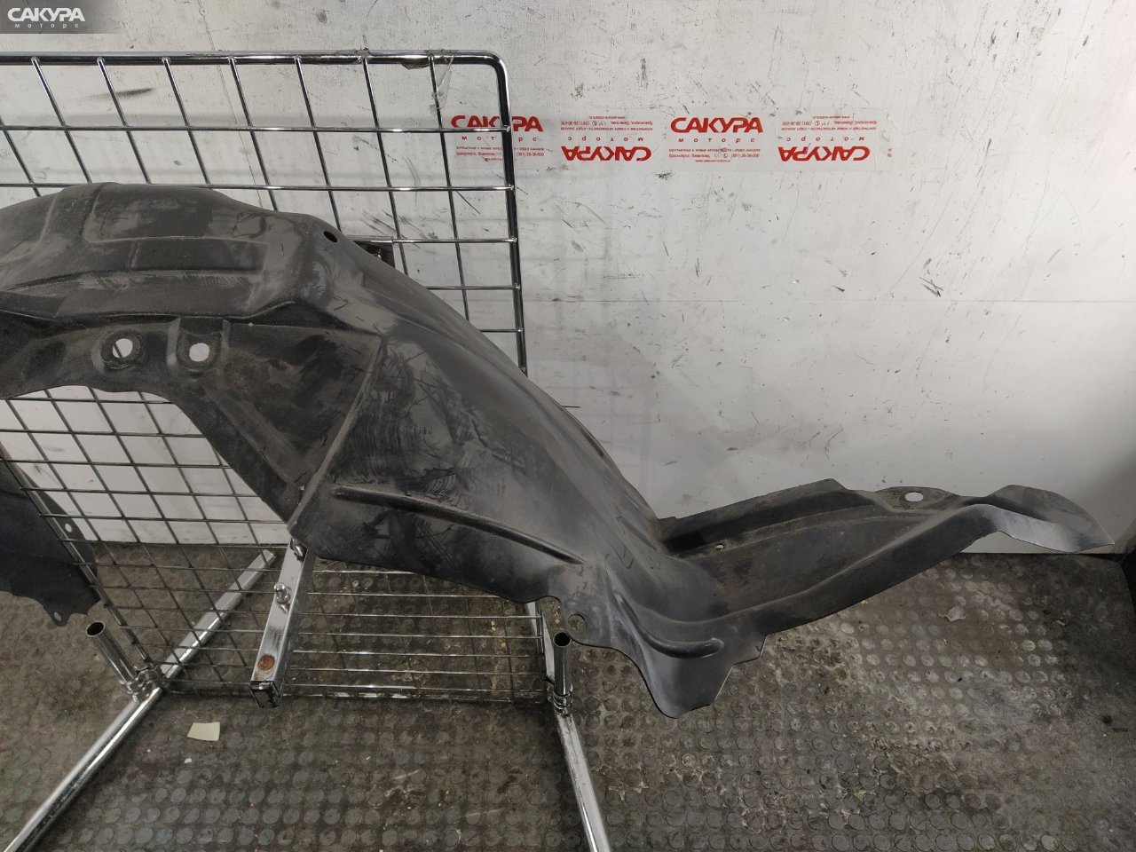 Подкрылок передний левый Mazda Familia BHA3P B3-ME: купить в Сакура Красноярск.