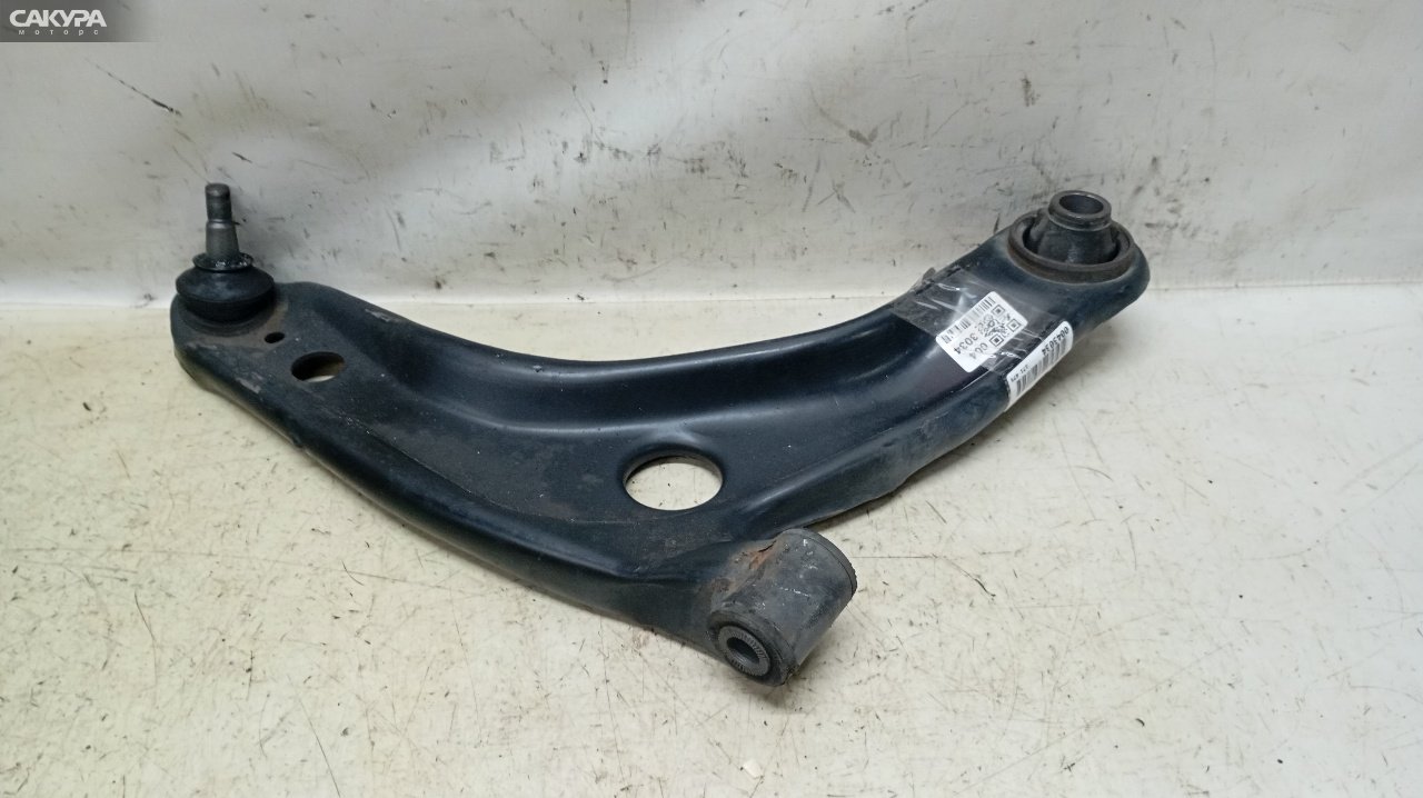 Рычаг подвески передний правый Toyota Vitz KSP90 1KR-FE: купить в Сакура Красноярск.