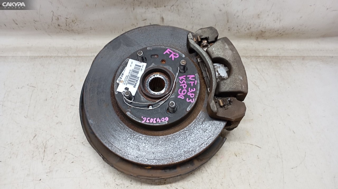 Ступица передняя правая Toyota Vitz KSP90 1KR-FE: купить в Сакура Красноярск.