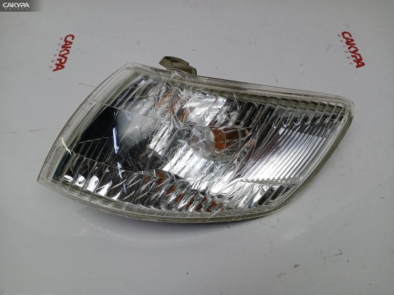 Габарит левый Toyota Corona Premio AT211 7A-FE 20-395: купить в Сакура Красноярск.