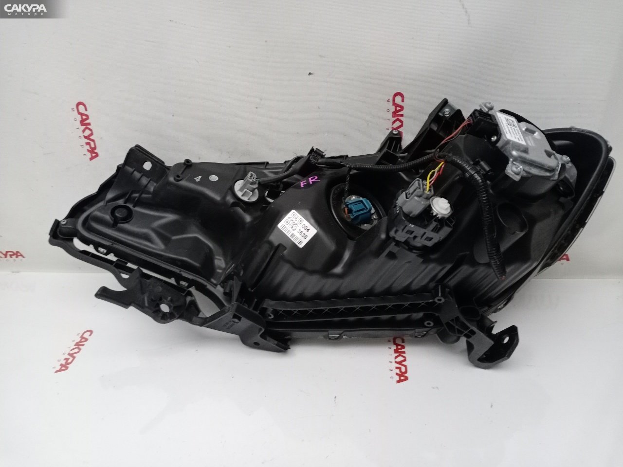Фара правая Honda FIT GK3 L13B W1948: купить в Сакура Красноярск.
