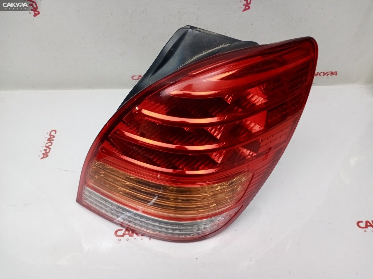Фонарь стоп-сигнала правый Toyota Corolla Spacio ZZE122N 1ZZ-FE 13-85: купить в Сакура Красноярск.