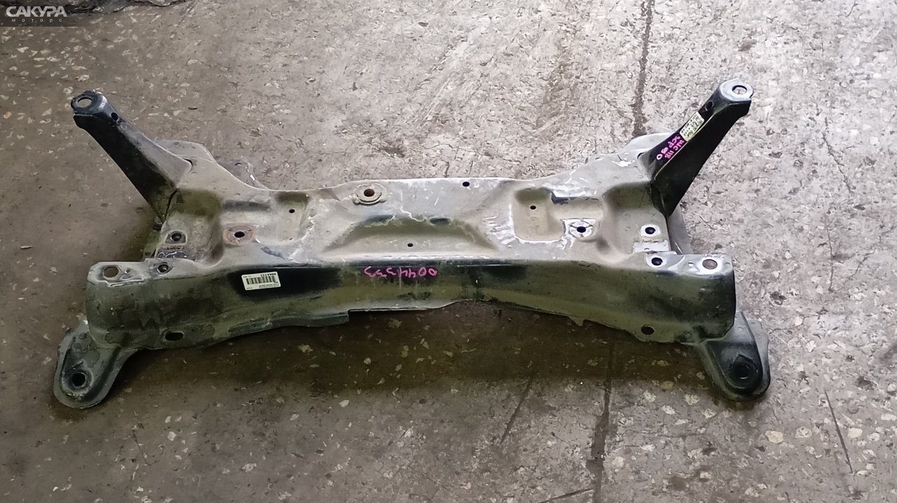 Балка поперечная передняя Toyota Vitz SCP90 2SZ-FE: купить в Сакура Красноярск.