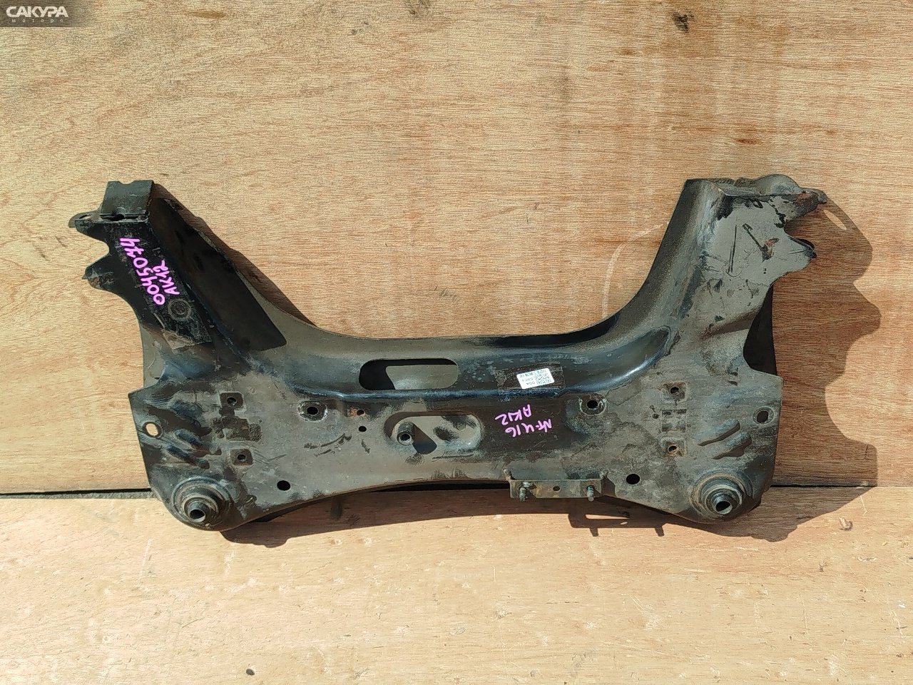 Балка поперечная передняя Nissan March AK12 CR12DE: купить в Сакура Красноярск.