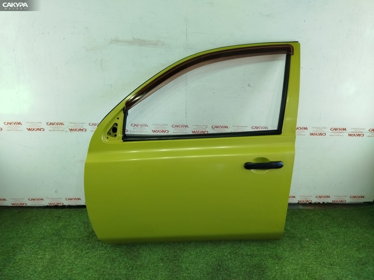 Дверь боковая передняя левая Nissan March AK12 CR12DE: купить в Сакура Красноярск.