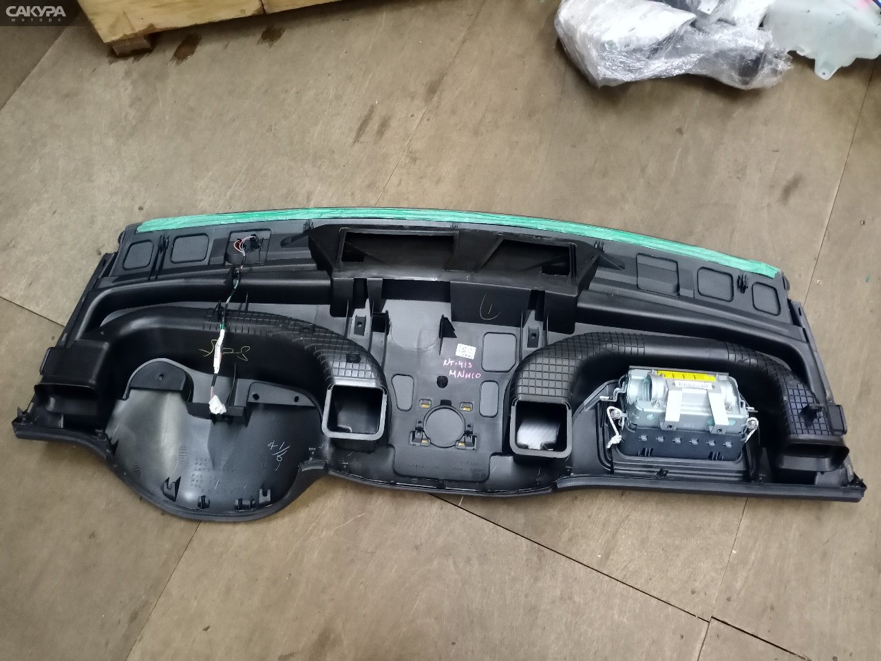 Панель передняя в салон Toyota Alphard MNH10W 1MZ-FE: купить в Сакура Красноярск.