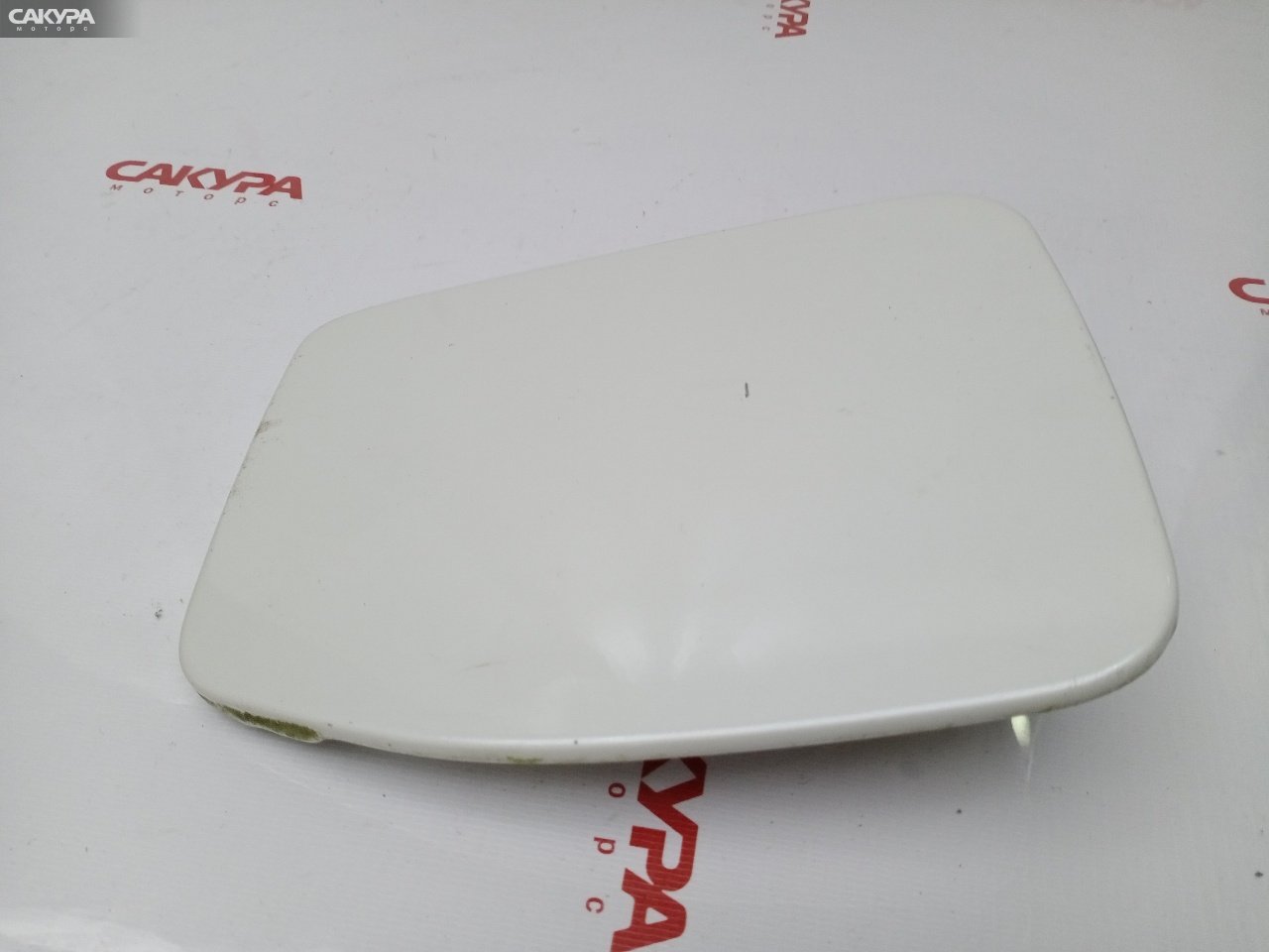 Лючок топливного бака Toyota Alphard MNH10W 1MZ-FE: купить в Сакура Красноярск.