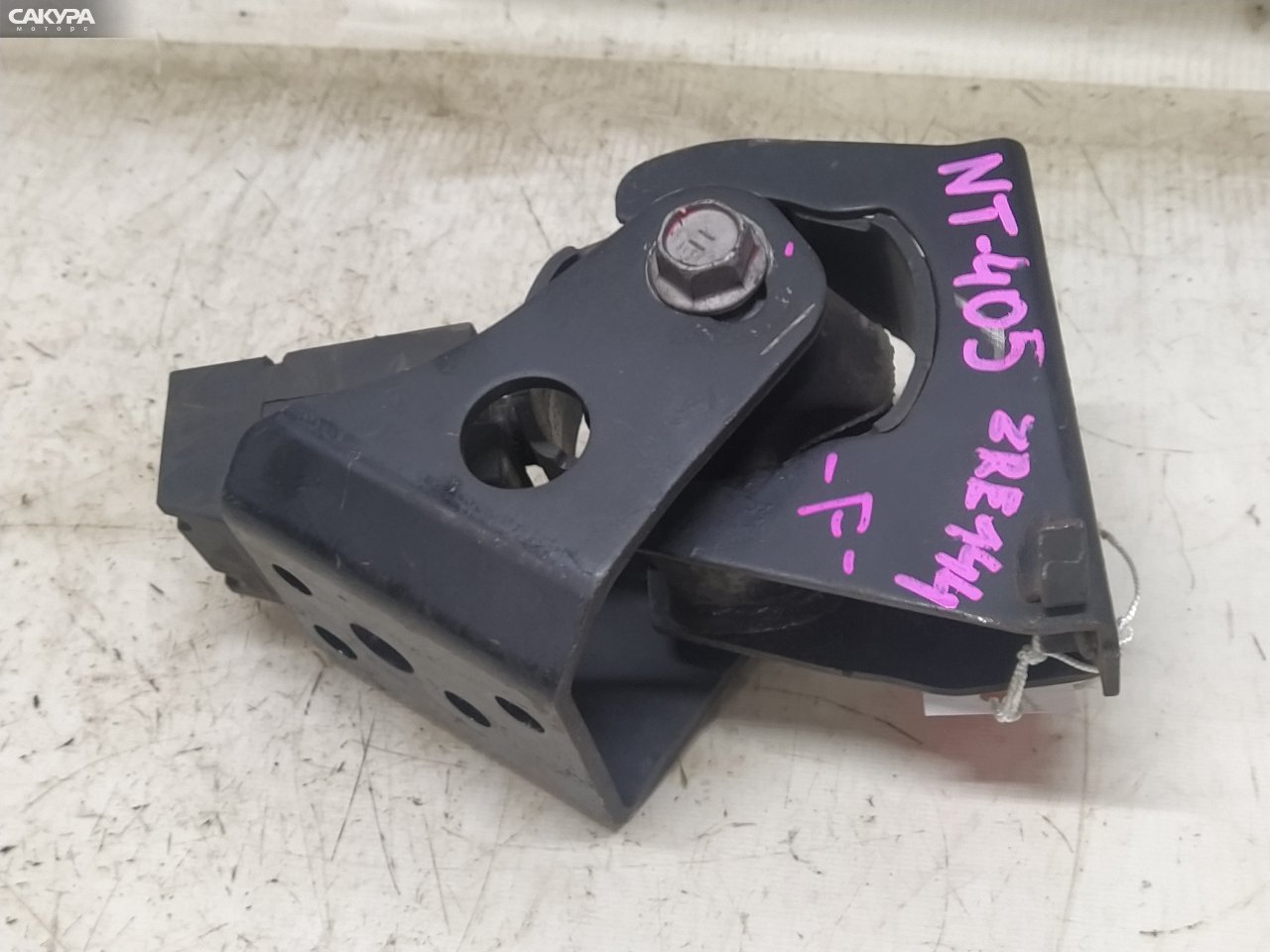 Подушка двигателя передняя Toyota Corolla Axio ZRE144 2ZR-FAE: купить в Сакура Красноярск.