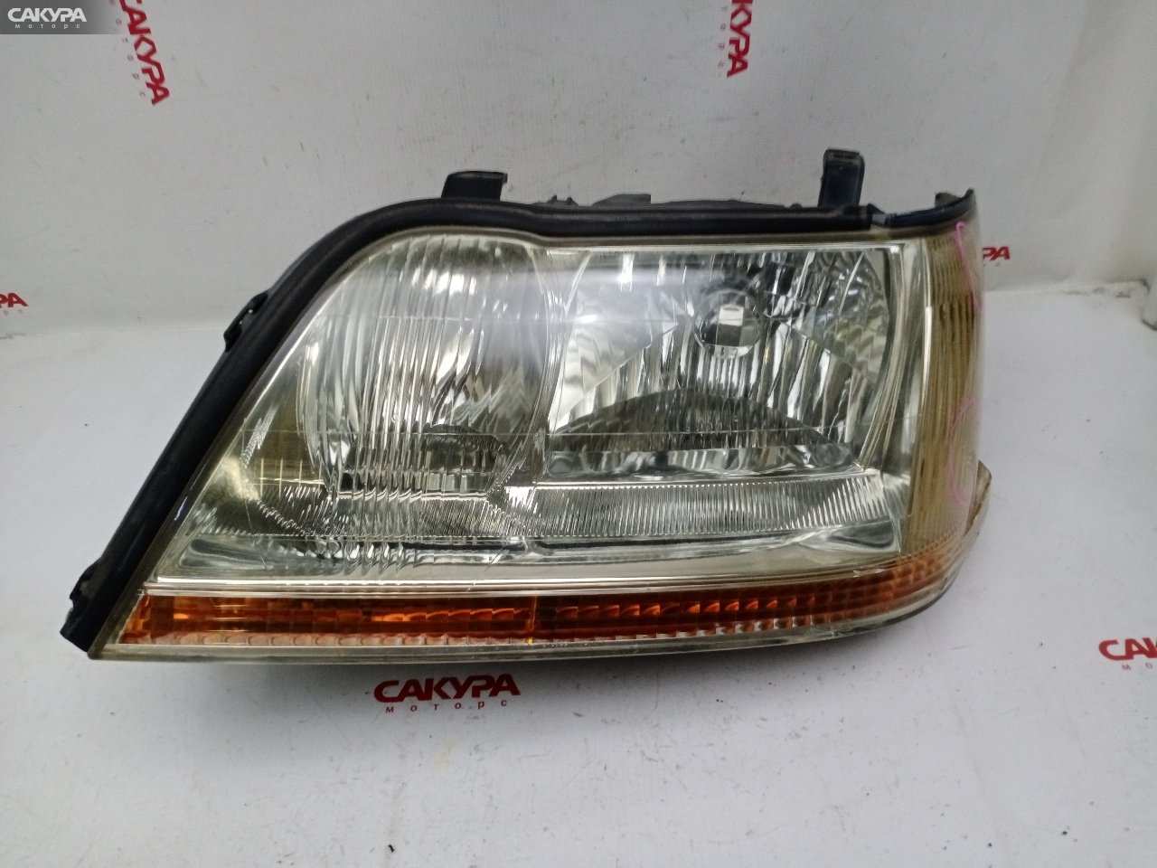 Фара левая Toyota Crown Majesta JZS177 2JZ-FSE 30-285: купить в Сакура Красноярск.