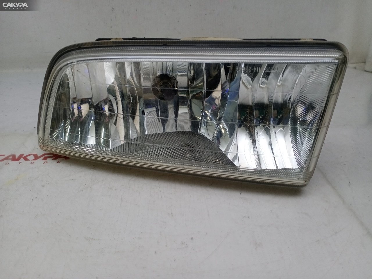 Фара противотуманная левая Honda Elysion RR1 K24A 114-22698: купить в Сакура Красноярск.