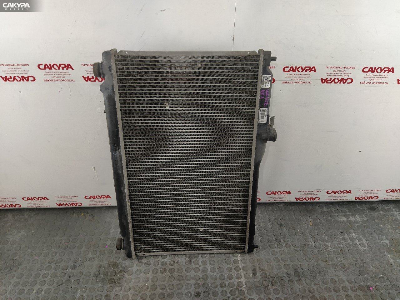 Радиатор двигателя Honda Stepwgn RF1 B20B: купить в Сакура Красноярск.
