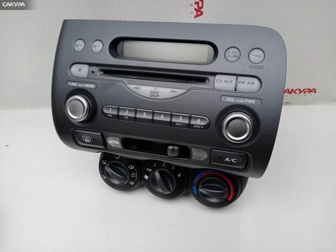 Блок управления климат-контролем Honda FIT GD1 L13A: купить в Сакура Красноярск.
