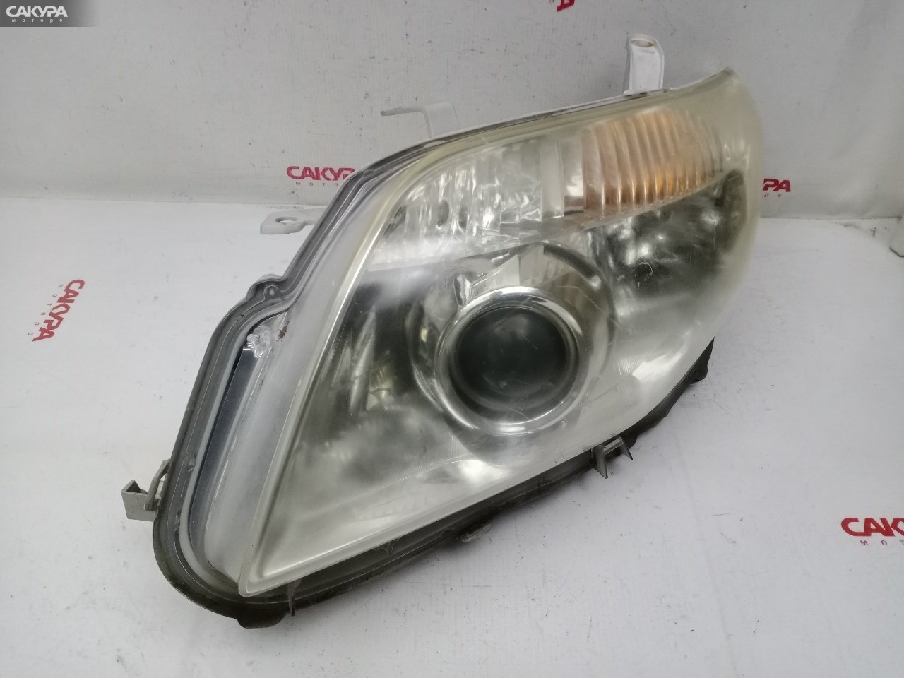 Фара левая Toyota Corolla Axio NZE141 1NZ-FE 12-526: купить в Сакура Красноярск.