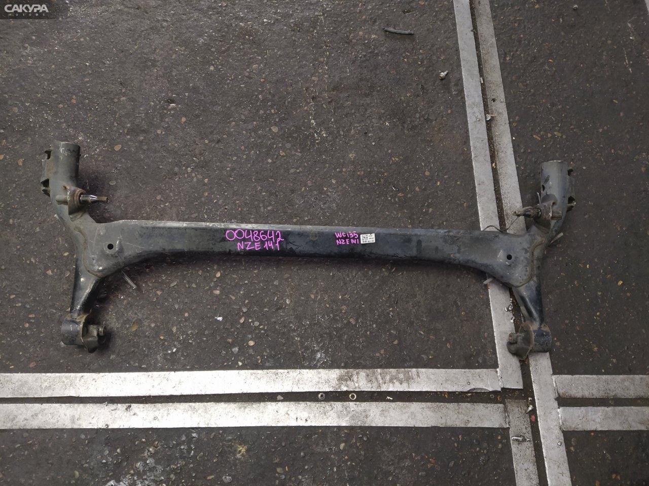 Балка поперечная задняя Toyota Corolla Axio NZE141 1NZ-FE: купить в Сакура Красноярск.