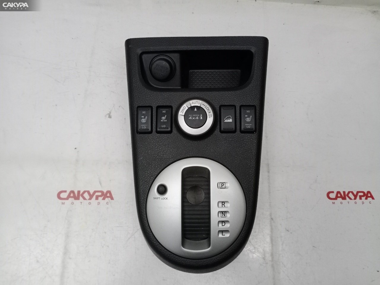 Консоль КПП Nissan X-TRAIL NT31 MR20DE: купить в Сакура Красноярск.