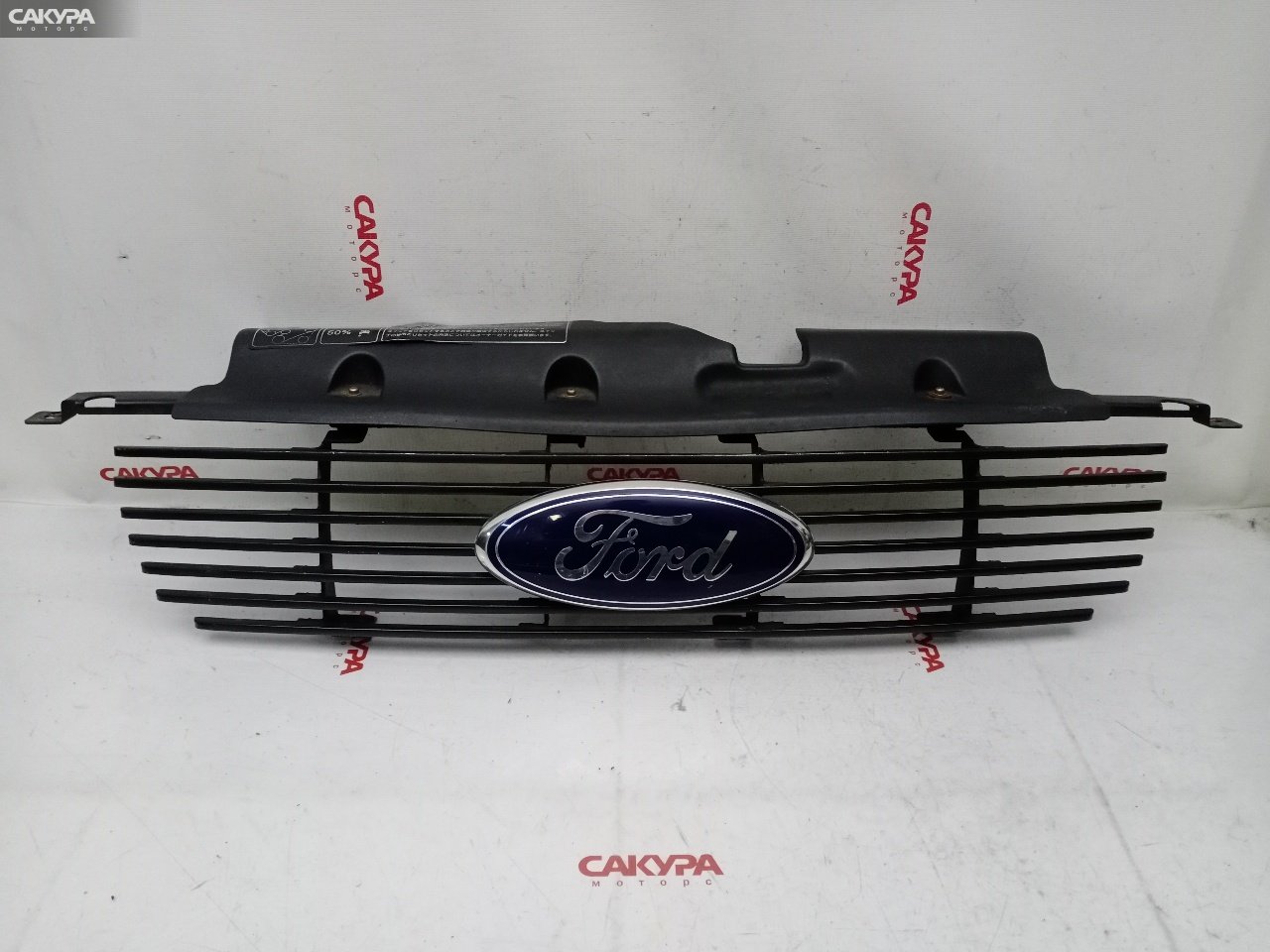 Решетка радиатора Ford Escape EPEWF YF: купить в Сакура Красноярск.