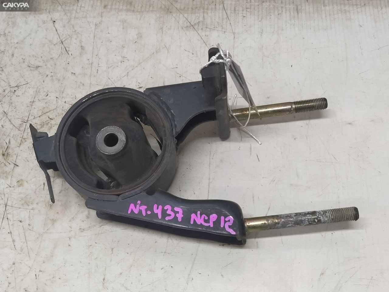 Подушка двигателя задняя Toyota Platz NCP12 1NZ-FE: купить в Сакура Красноярск.