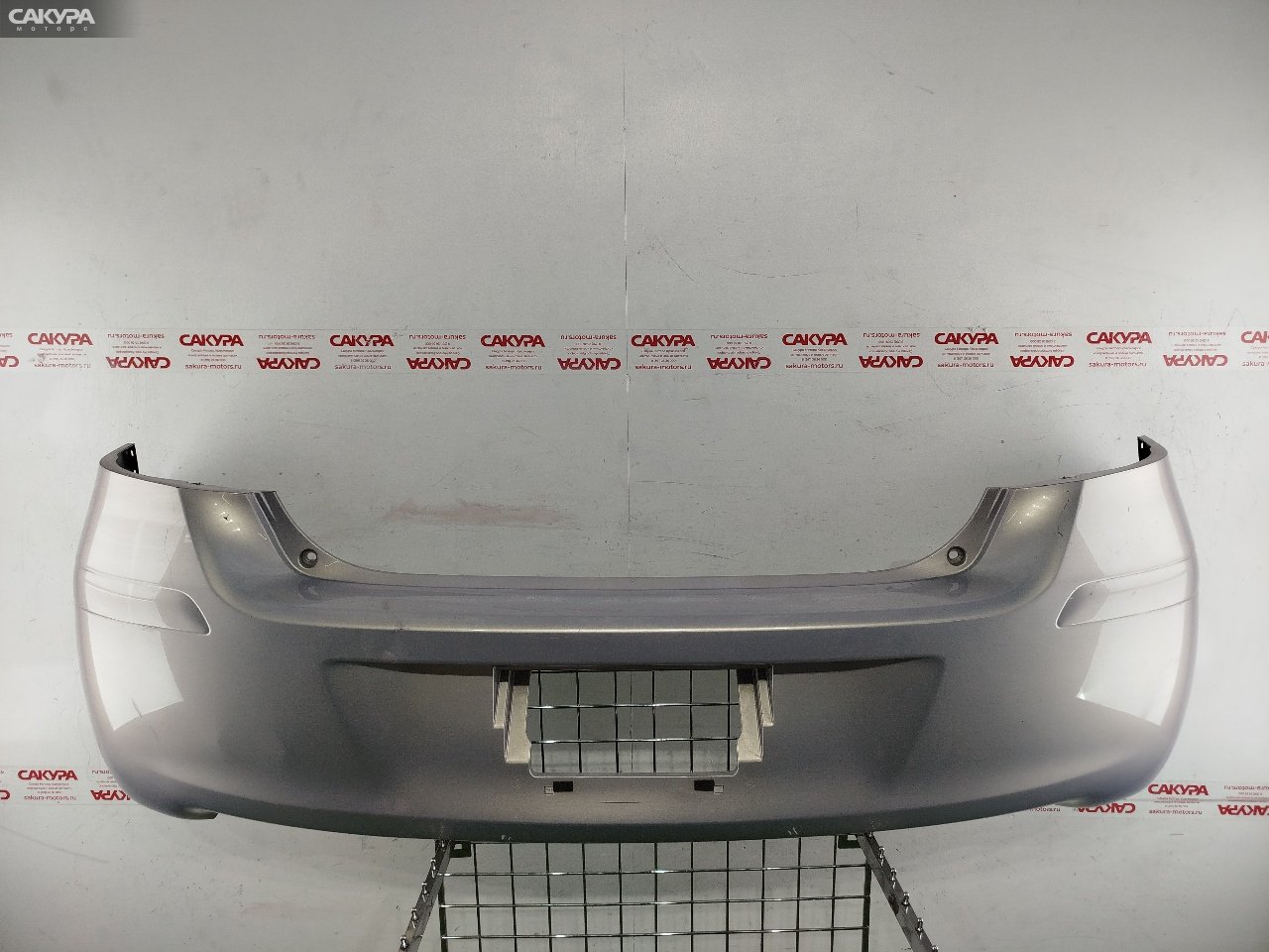 Бампер задний Toyota Vitz SCP90 2SZ-FE U1G2A4: купить в Сакура Красноярск.