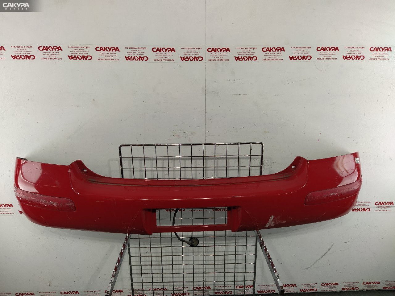 Бампер задний Toyota Vitz SCP10 1SZ-FE XY1H1: купить в Сакура Красноярск.