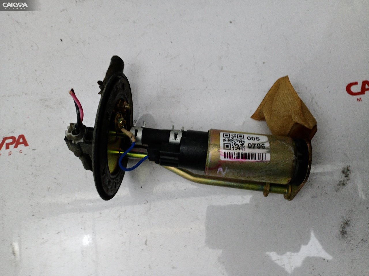 Насос топливный Suzuki Cultus Crescent GC21W G15A: купить в Сакура Красноярск.