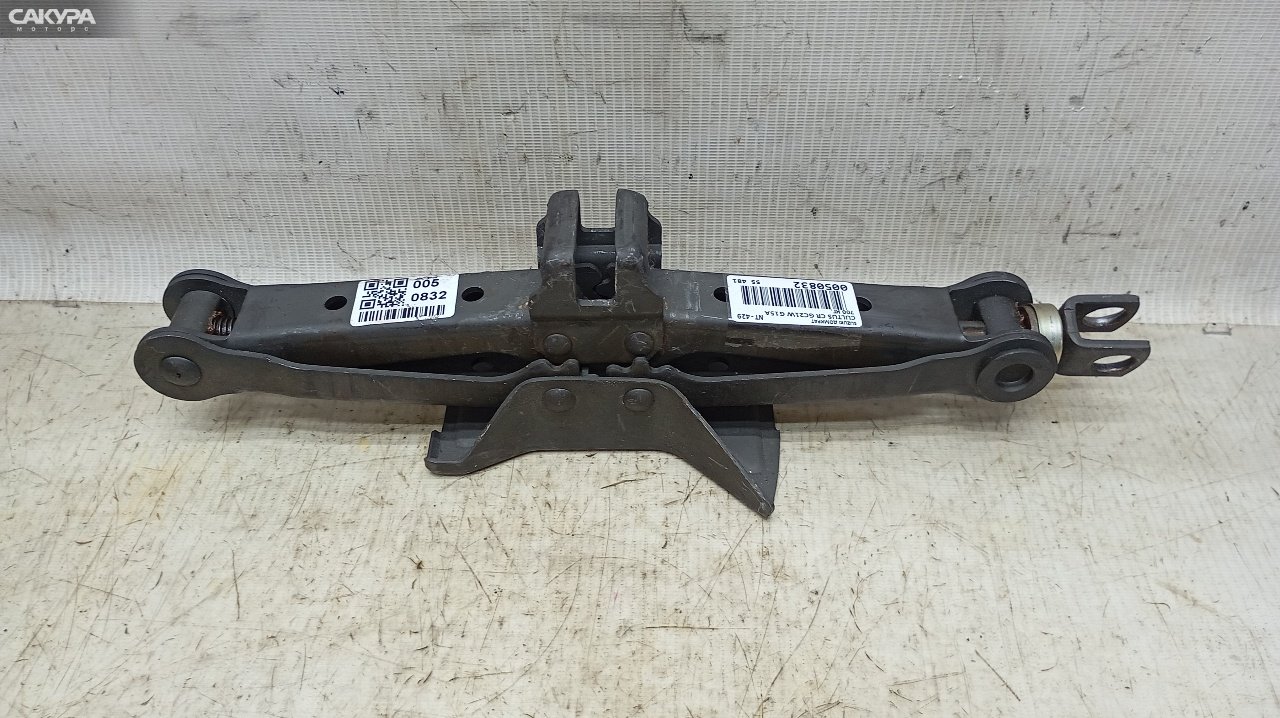 Домкрат Suzuki Cultus Crescent GC21W G15A: купить в Сакура Красноярск.