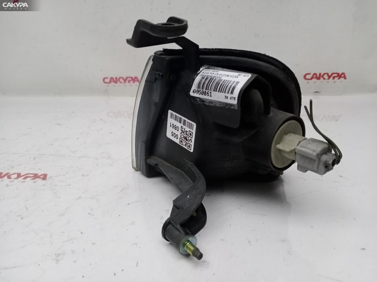 Габарит правый Suzuki Cultus Crescent GC21W G15A 210-32018: купить в Сакура Красноярск.