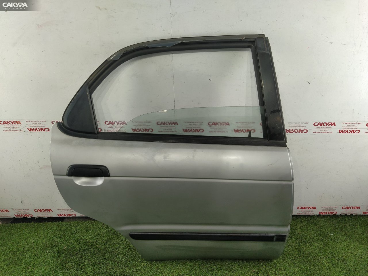 Дверь боковая задняя правая Suzuki Cultus Crescent GC21W G15A: купить в Сакура Красноярск.