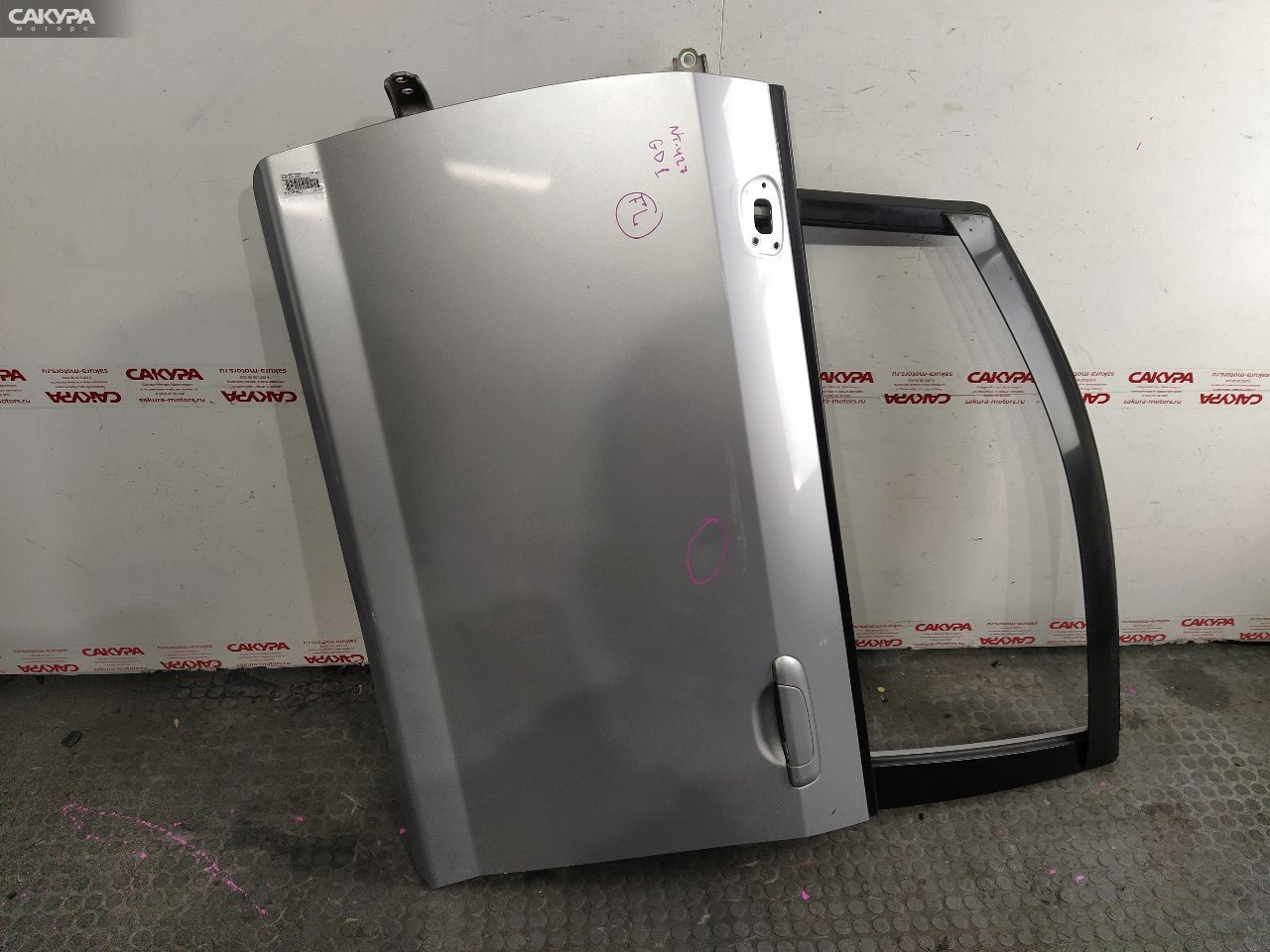 Дверь боковая передняя левая Honda FIT GD1 L13A: купить в Сакура Красноярск.
