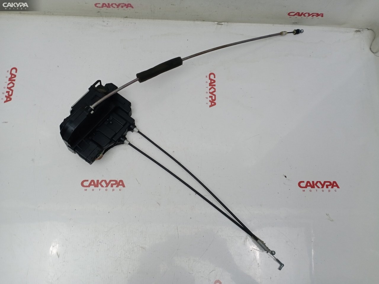 Замок дверной задний правый Nissan March AK12 CR12DE: купить в Сакура Красноярск.
