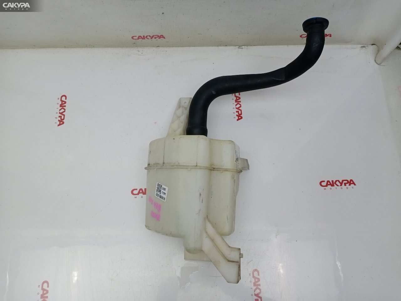 Бачок омывателя Nissan March AK12 CR12DE: купить в Сакура Красноярск.