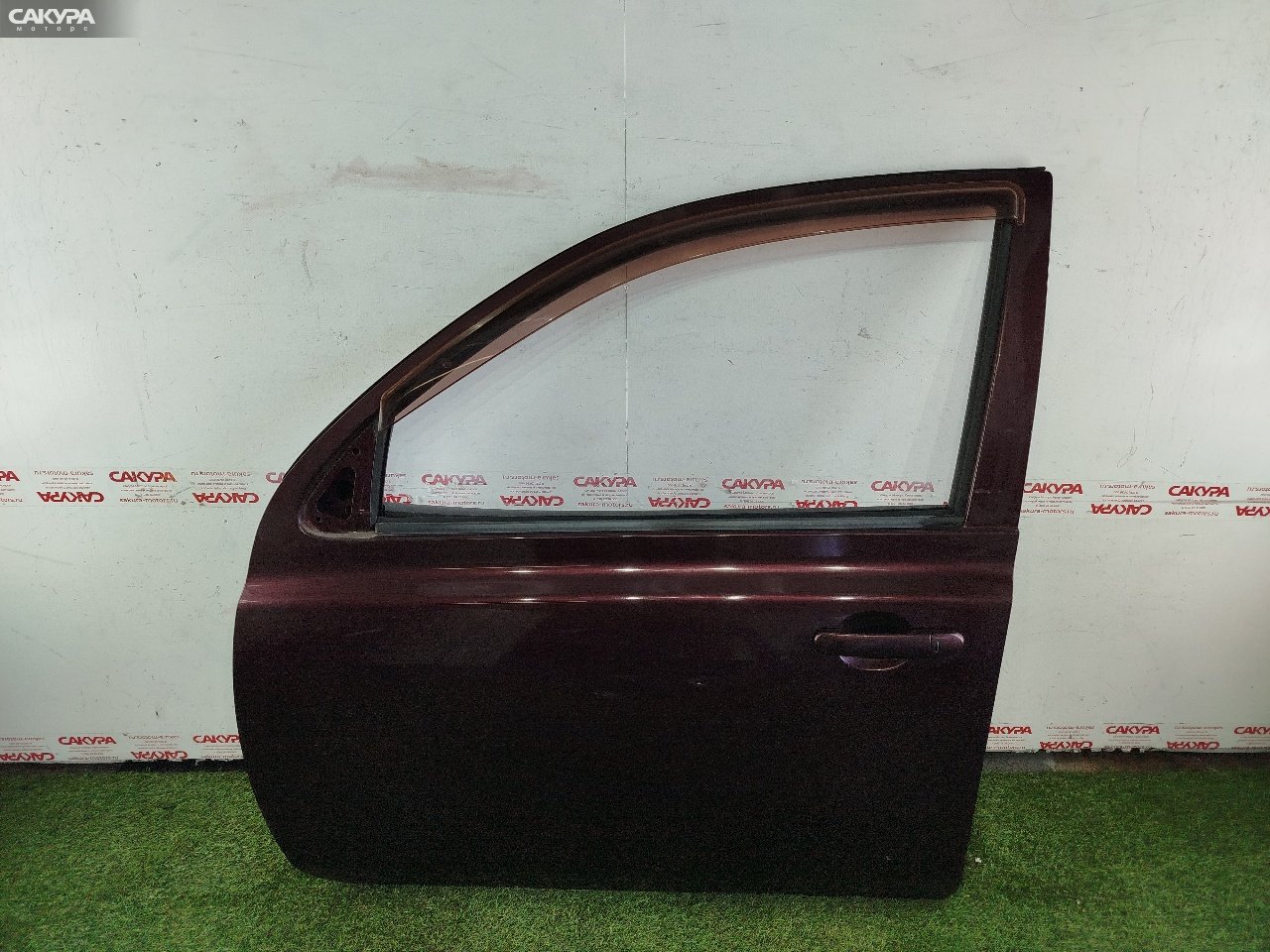 Дверь боковая передняя левая Nissan March AK12 CR12DE: купить в Сакура Красноярск.