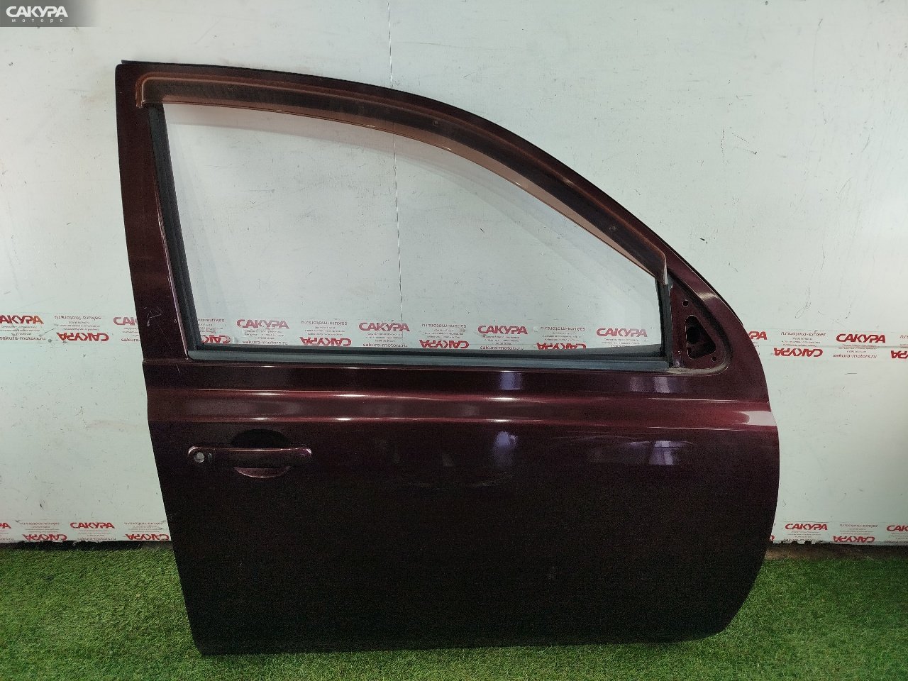 Дверь боковая передняя правая Nissan March AK12 CR12DE: купить в Сакура Красноярск.