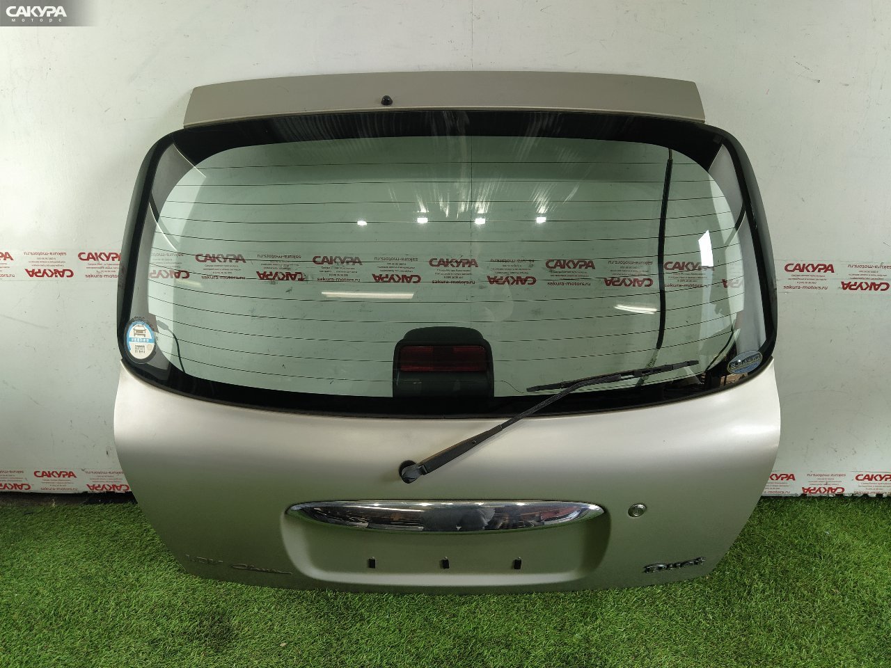 Дверь багажника Toyota Duet M100A EJ-VE: купить в Сакура Красноярск.