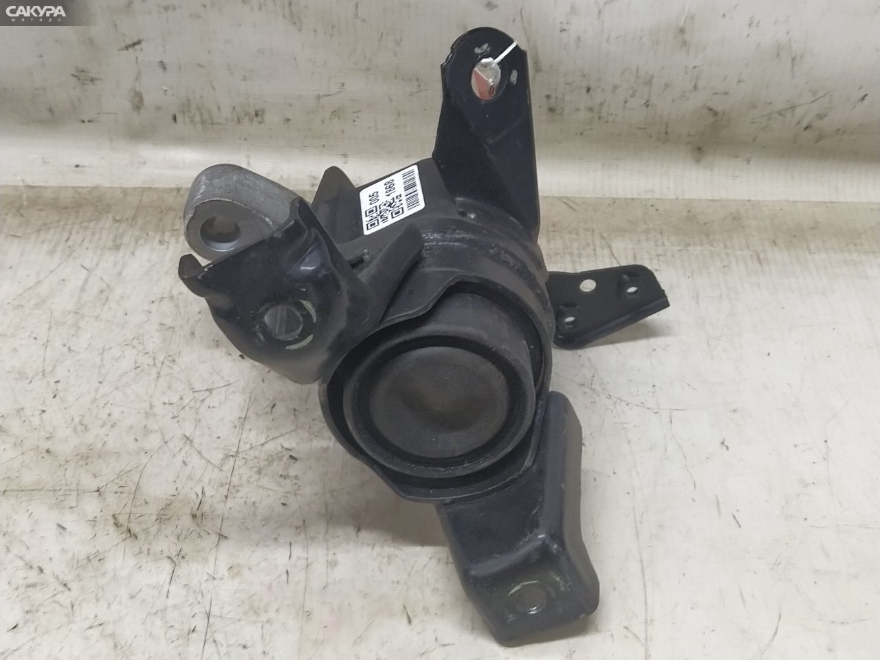 Подушка двигателя правая Toyota Corolla Axio ZRE142 2ZR-FE: купить в Сакура Красноярск.