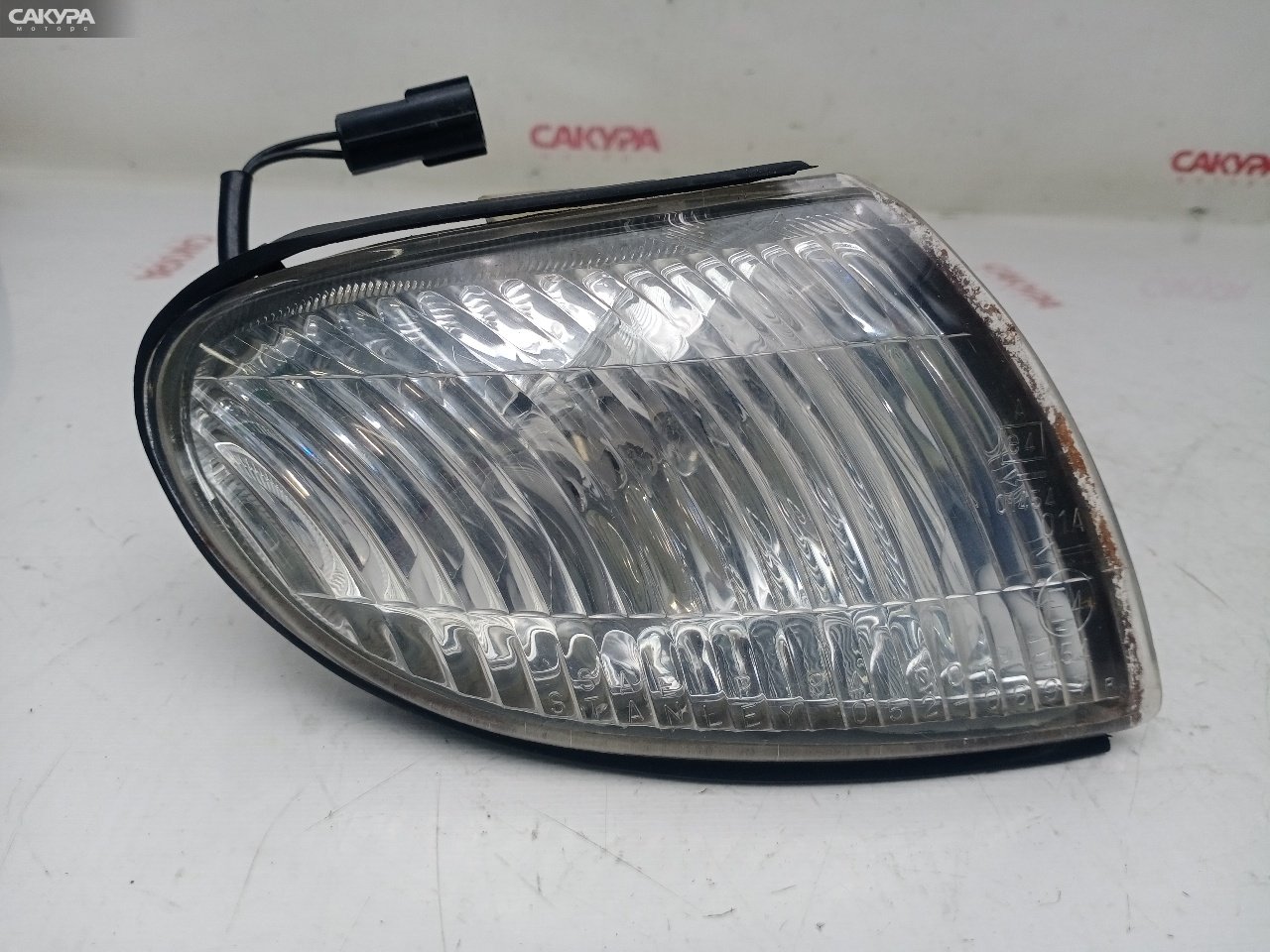 Габарит правый Mazda Millenia TA5P KL-ZE 052-0697: купить в Сакура Красноярск.