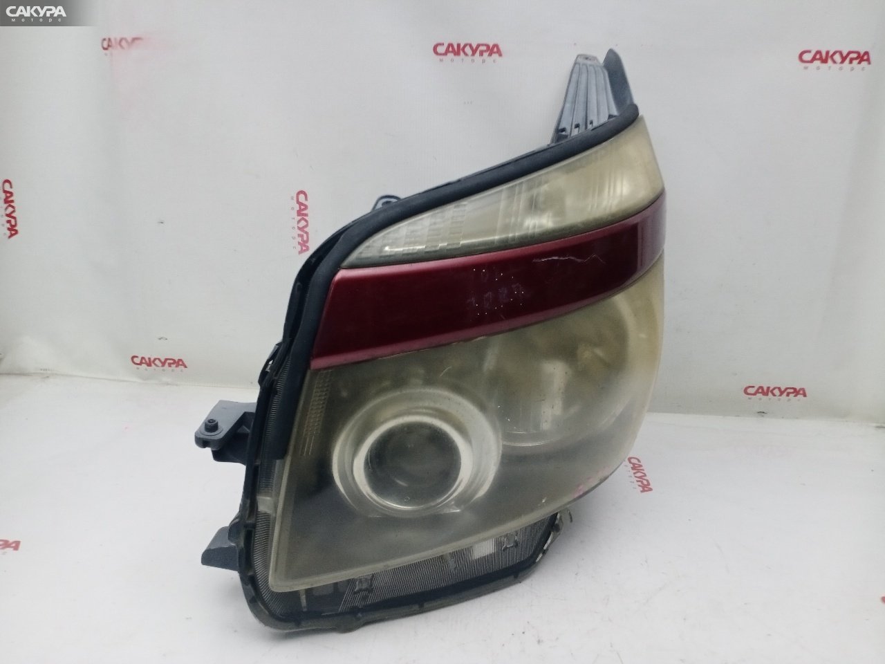 Фара левая Toyota Voxy ZRR70W 3ZR-FAE 28-203: купить в Сакура Красноярск.