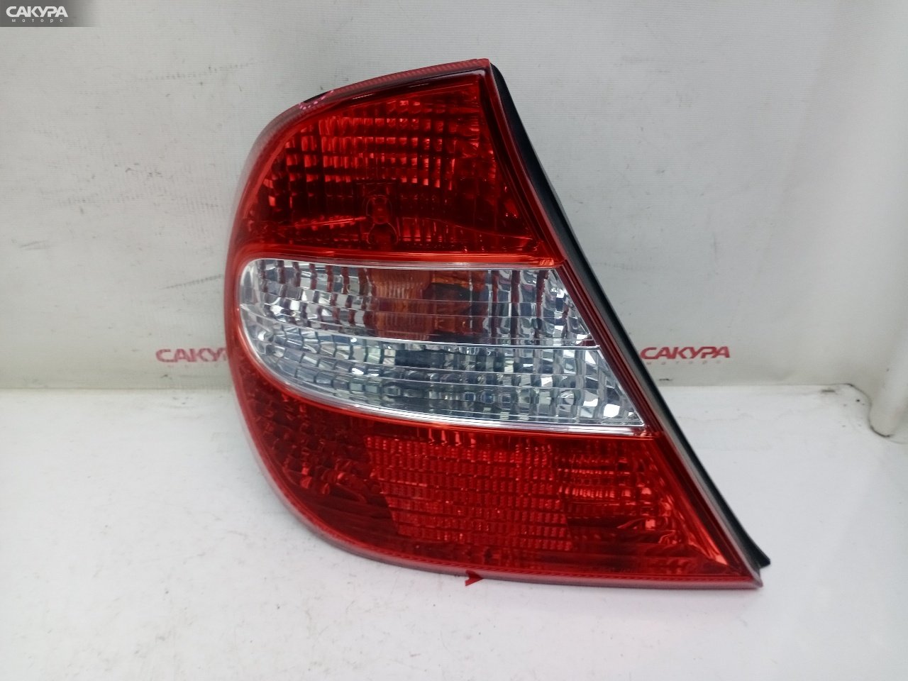 Фонарь стоп-сигнала левый Toyota Camry ACV30 2AZ-FE 33-67: купить в Сакура Красноярск.