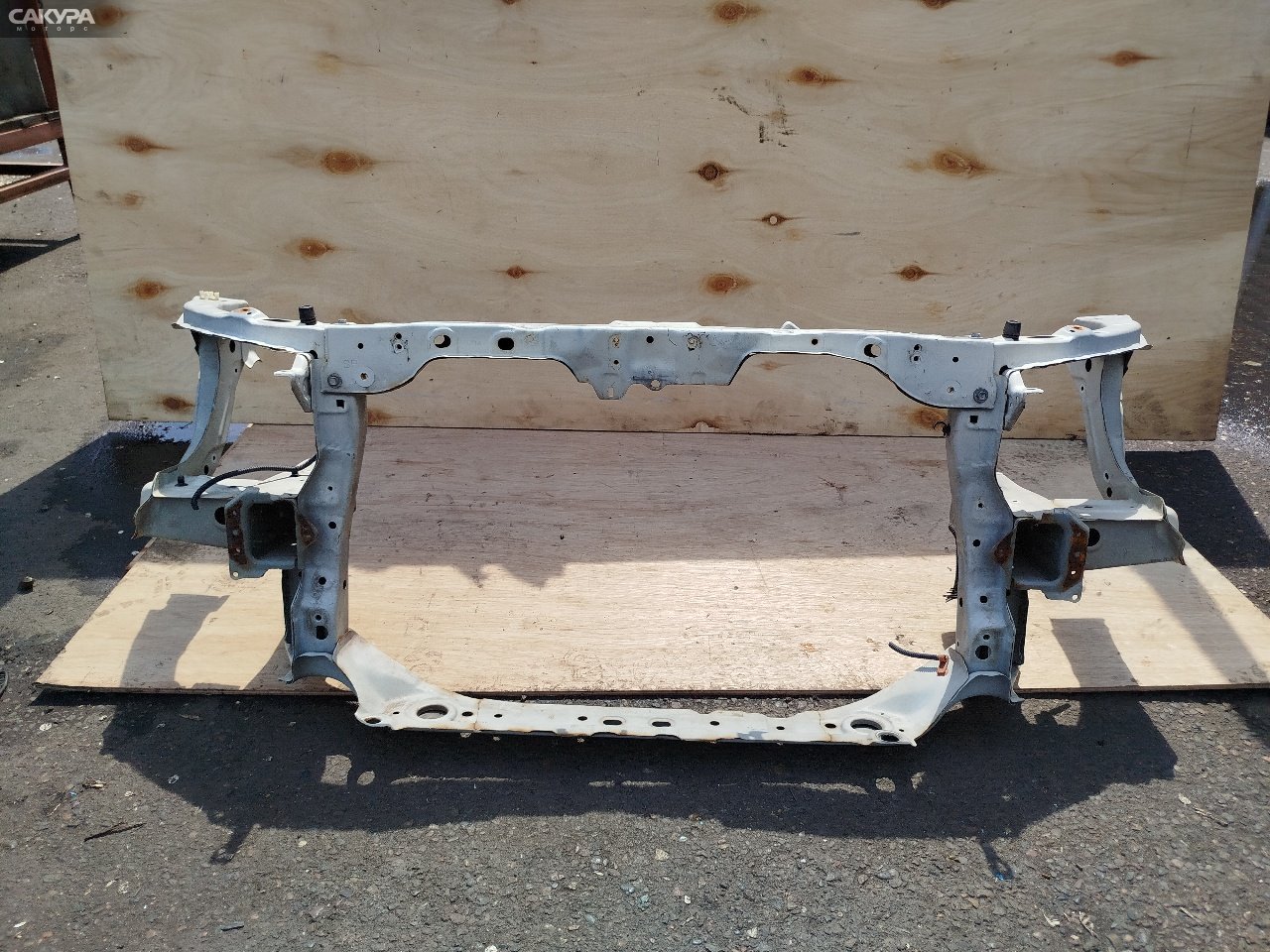 Рамка радиатора Honda Civic FD1 R18A: купить в Сакура Красноярск.