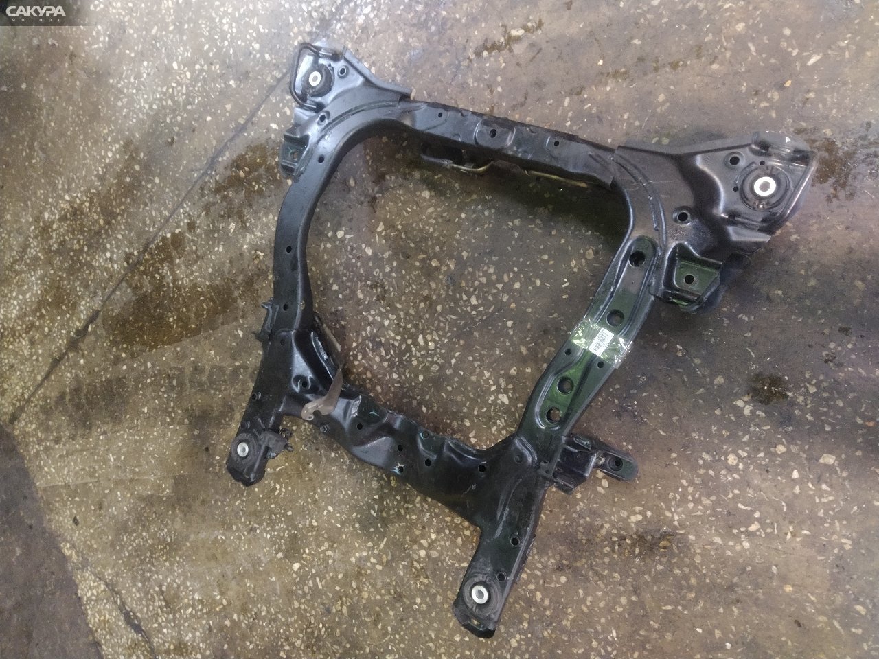 Балка поперечная передняя Honda Odyssey RB2 K24A: купить в Сакура Красноярск.