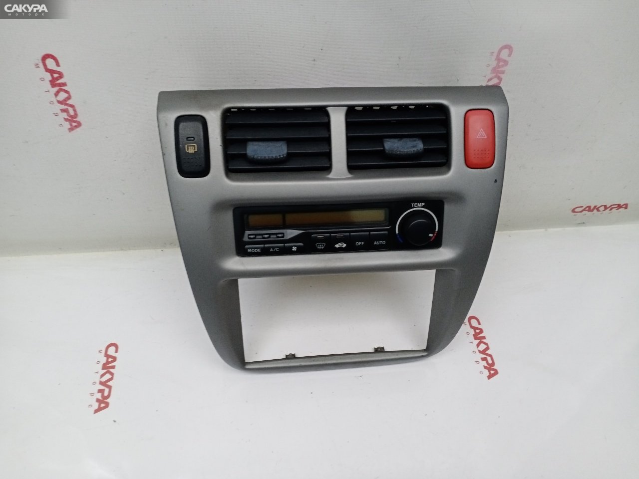 Блок управления климат-контролем Honda HR-V GH3 D16A: купить в Сакура Красноярск.