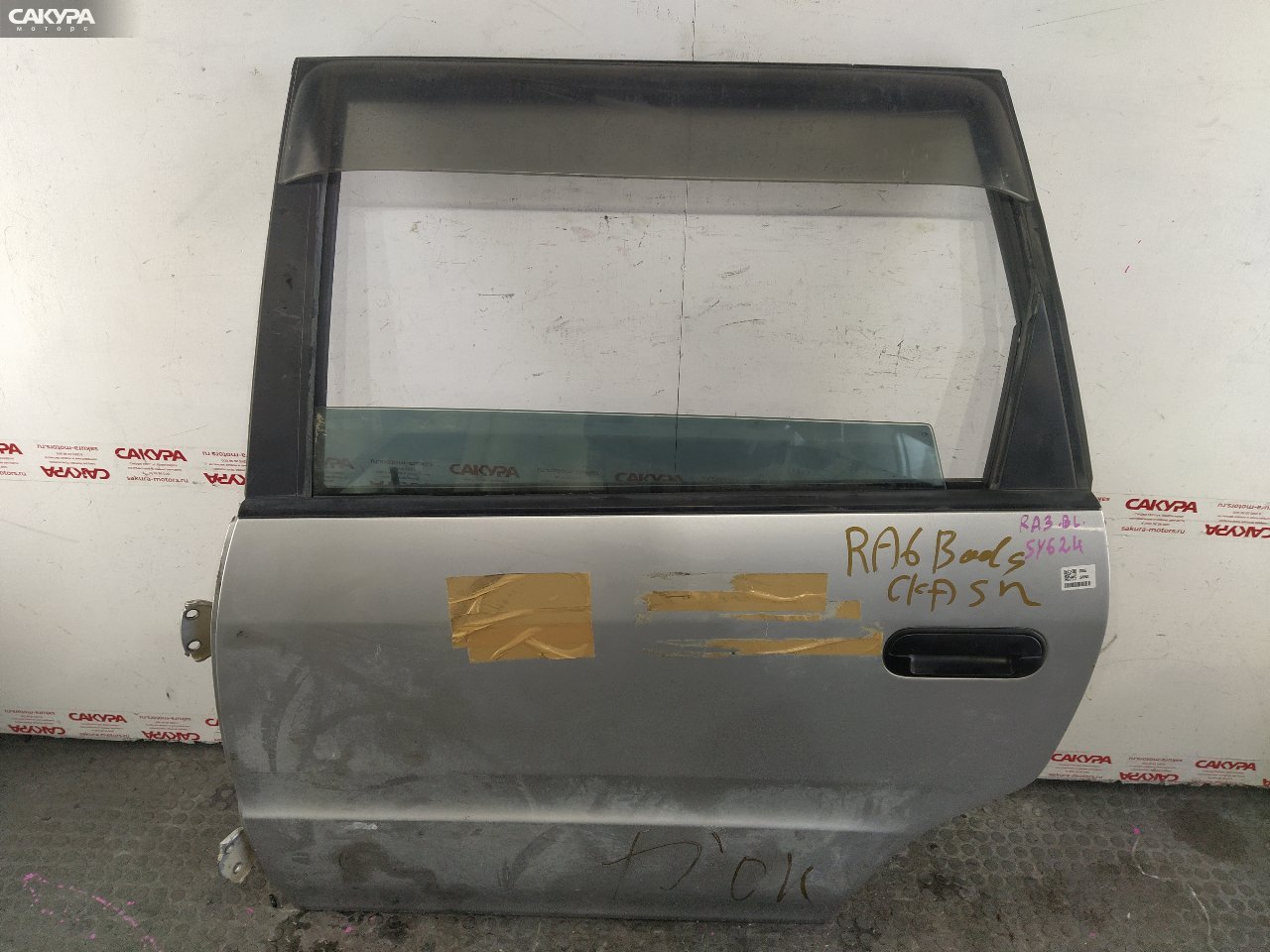 Дверь боковая задняя левая Honda Odyssey RA3 F23A: купить в Сакура Красноярск.