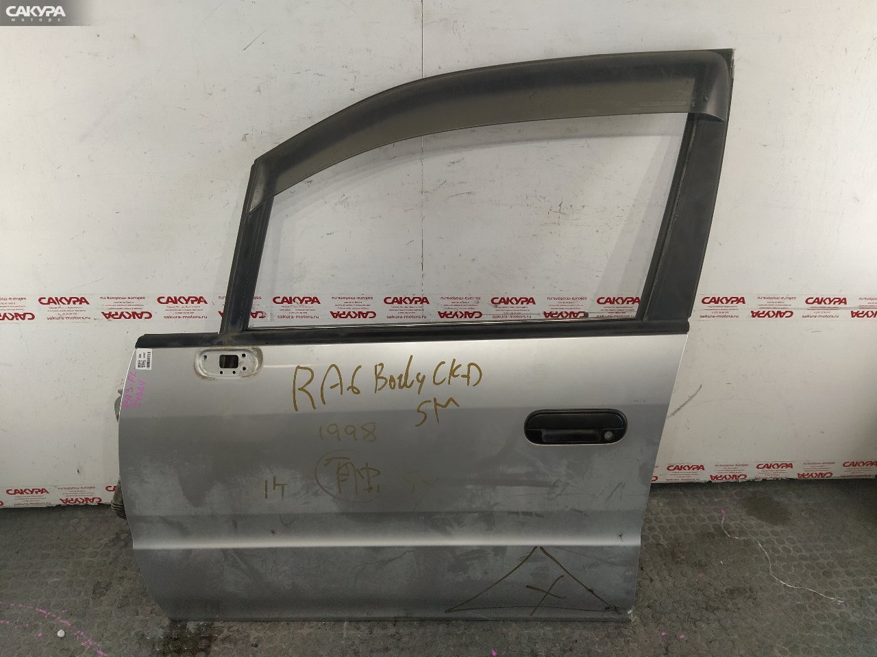 Дверь боковая передняя левая Honda Odyssey RA3 F23A: купить в Сакура Красноярск.