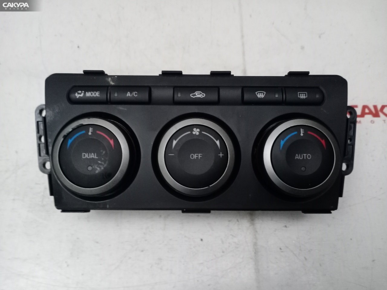 Блок управления климат-контролем Mazda Atenza GH5FP L5-VE: купить в Сакура Красноярск.
